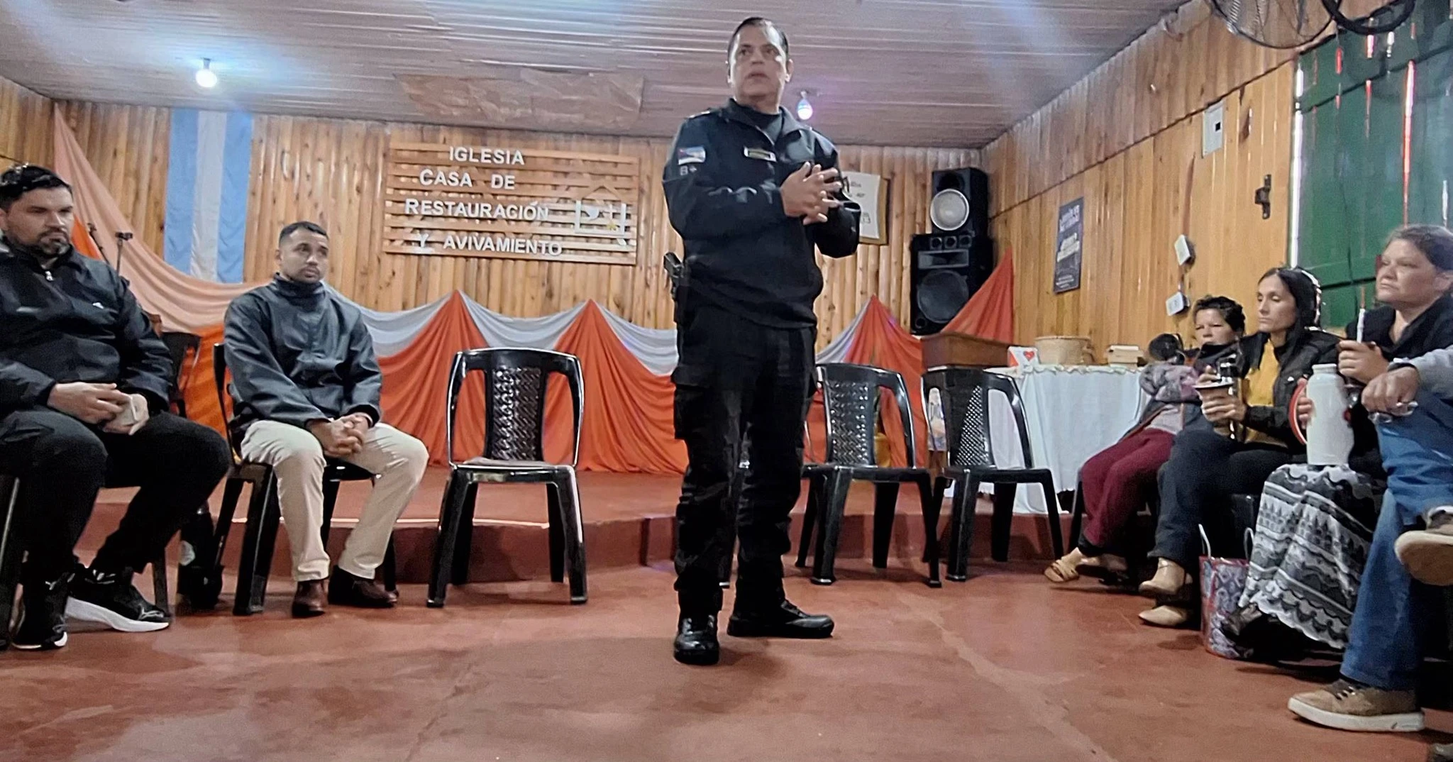 Vecinos de Tres Cerros se empoderan contra las amenazas digitales