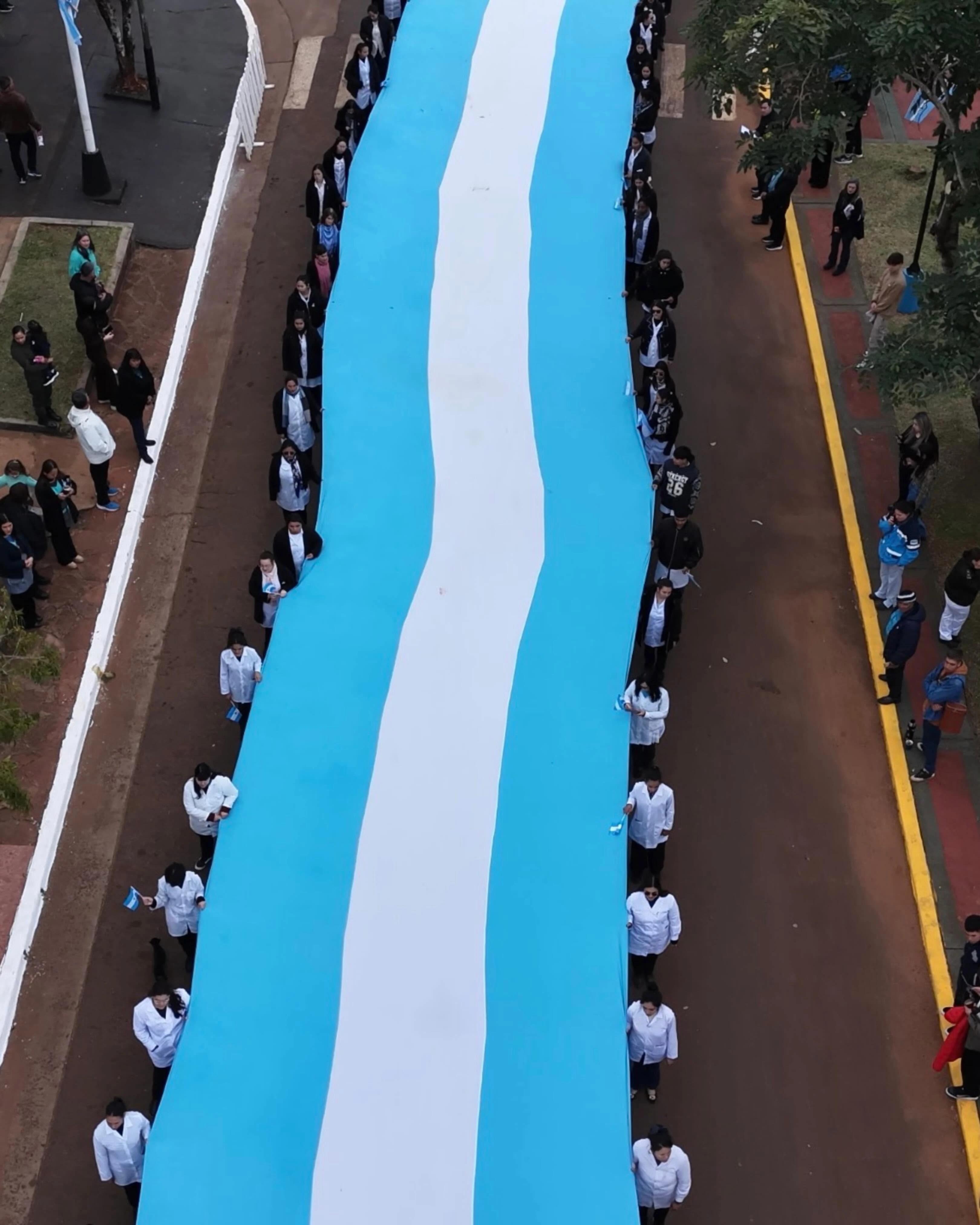 San Ignacio Vibró al Ritmo de la Patria en un Desfile Inolvidable