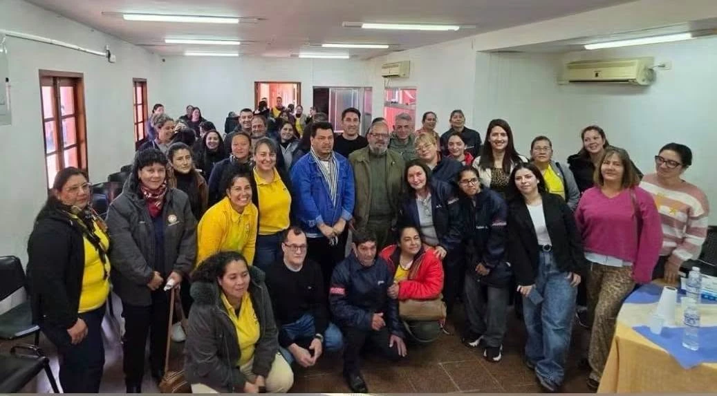 Fortaleciendo la Salud desde la Base: Agentes Sanitarios en el Centro de la Escena