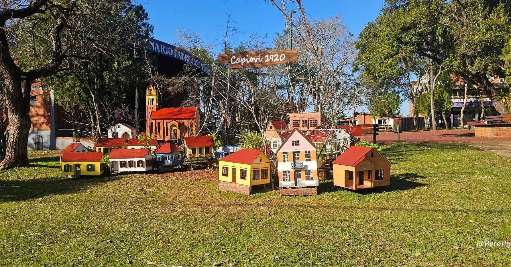 Miniatura 16