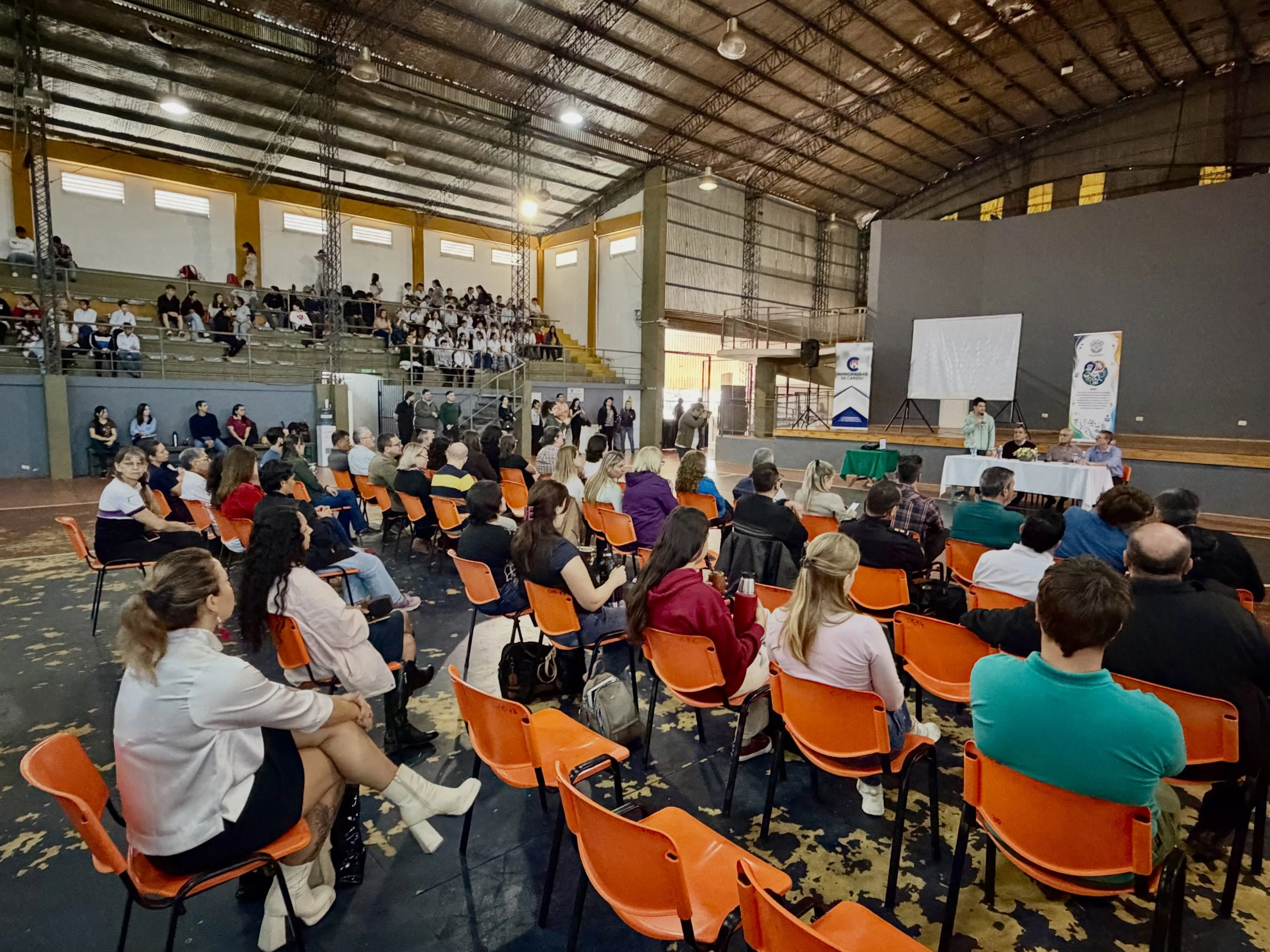 Prevención de Adicciones: Jornada Educativa en Capioví con Foco en Jóvenes y Docentes