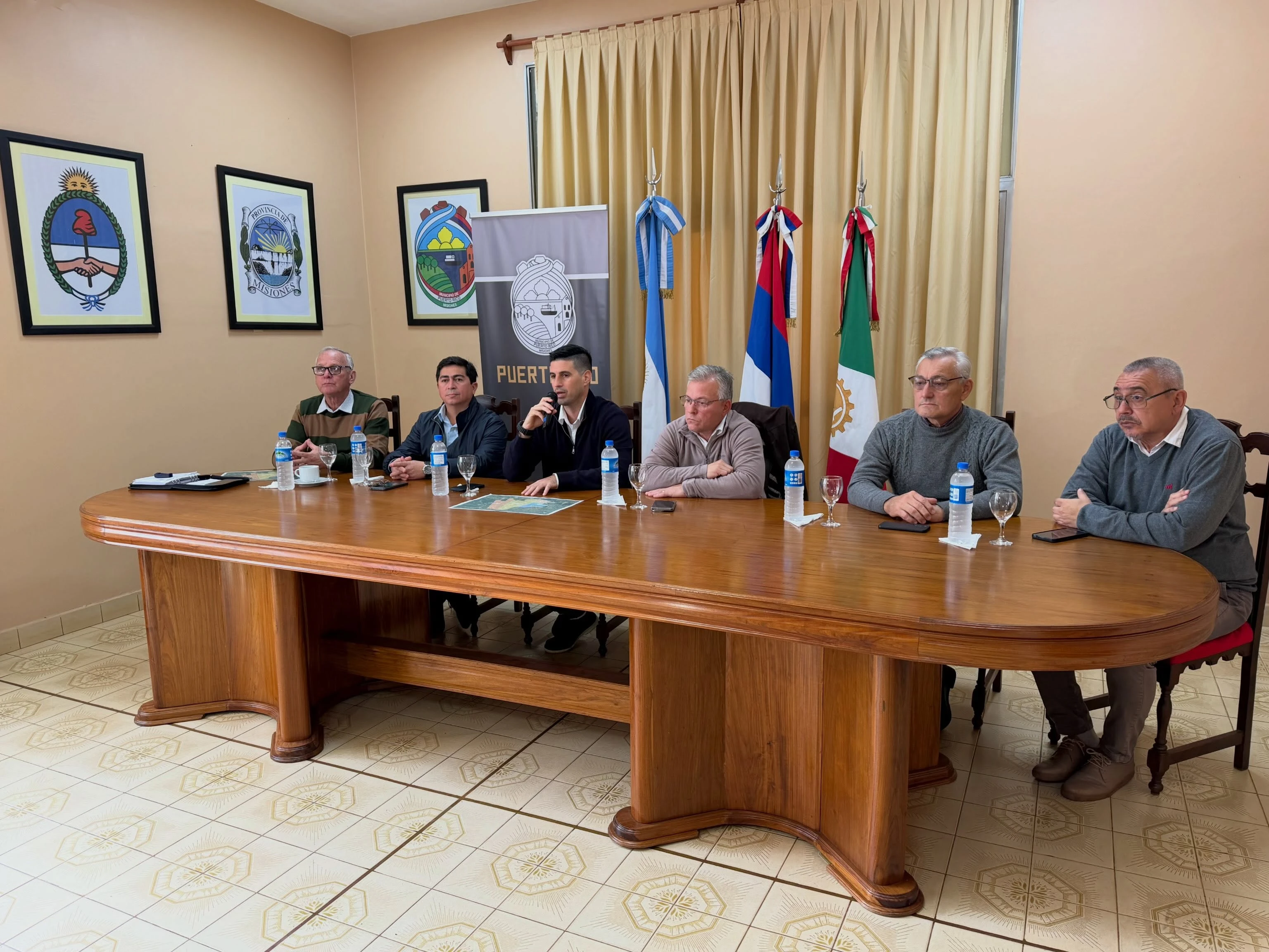 Intendentes del Departamento Libertador General San Martín Unen Fuerzas en Consorcio Vial para Mejorar Caminos