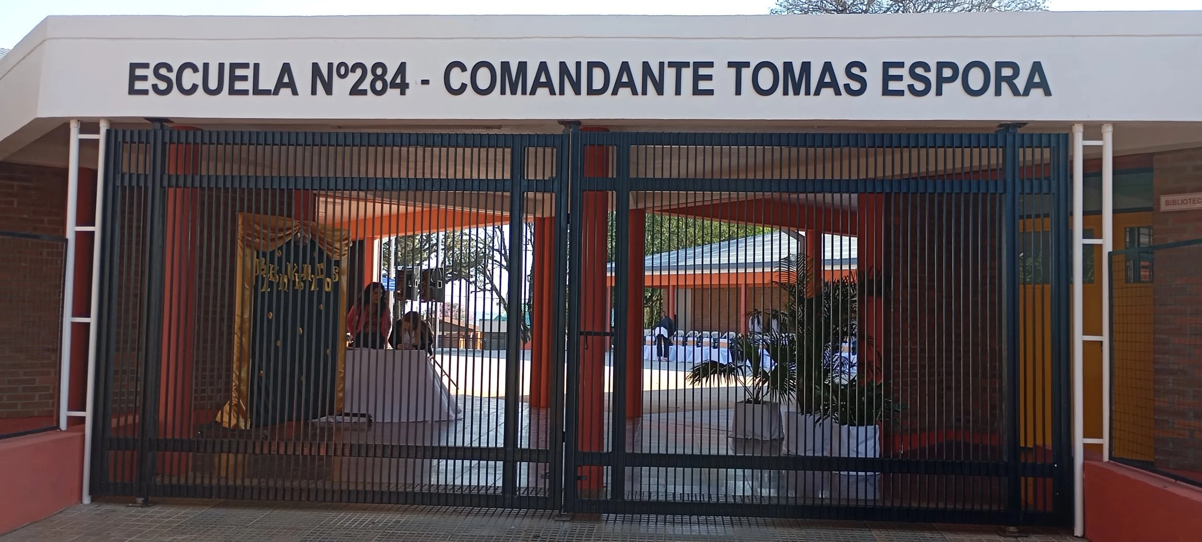 La Escuela N° 284 celebra sus Bodas de Brillantes con un emotivo recuerdo de su trayectoria