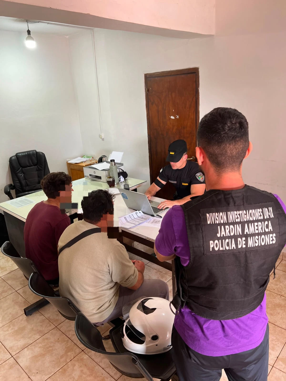 Cae el tercer implicado en maniobras peligrosas en Jardín América; secuestran otra motocicleta