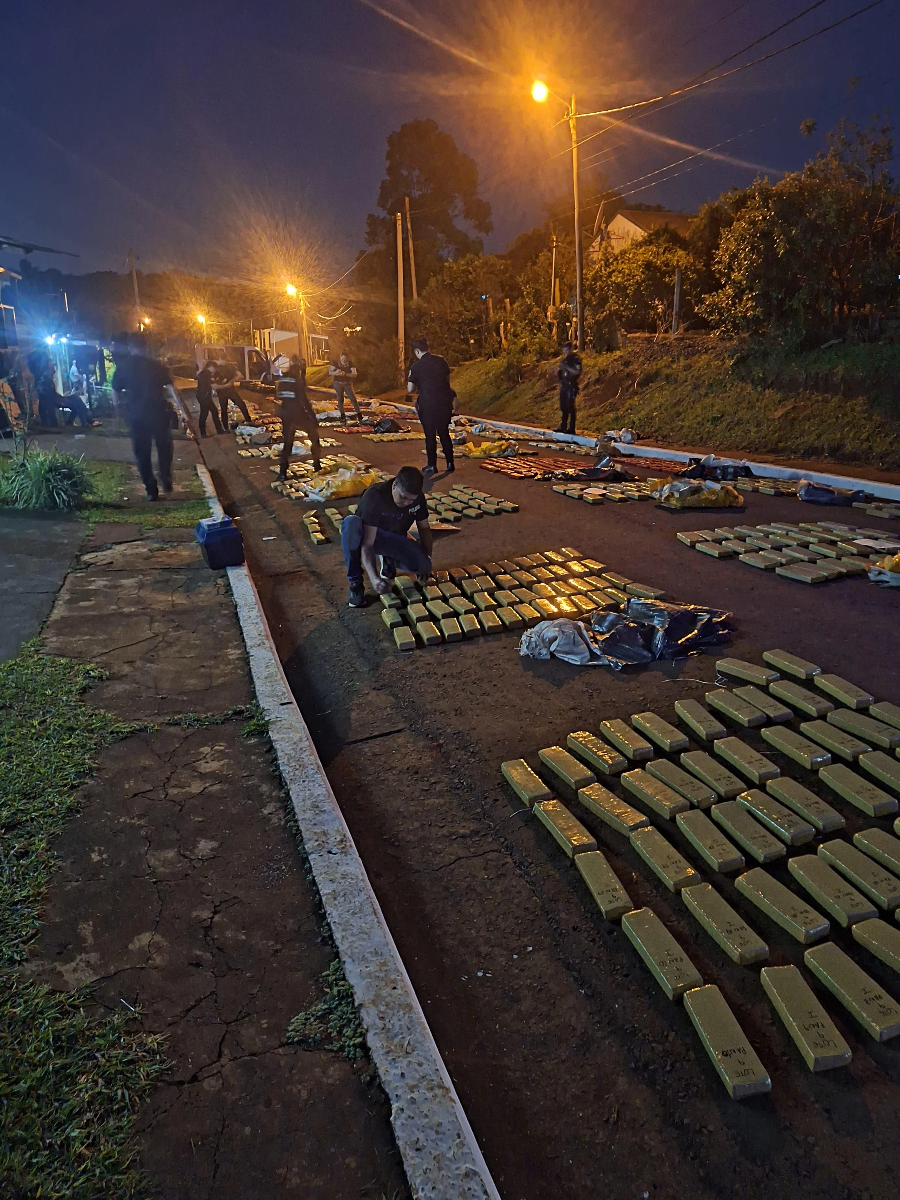 Golpe al narcotráfico en General Urquiza: incautan casi dos toneladas de marihuana valuadas en $4.400 millones