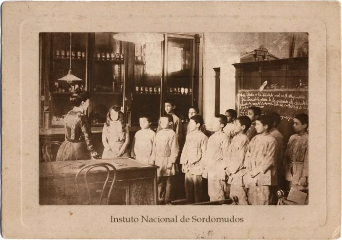 Día Nacional de las Personas Sordas: Salud Pública destaca la identidad lingüística y cultural de la comunidad sorda