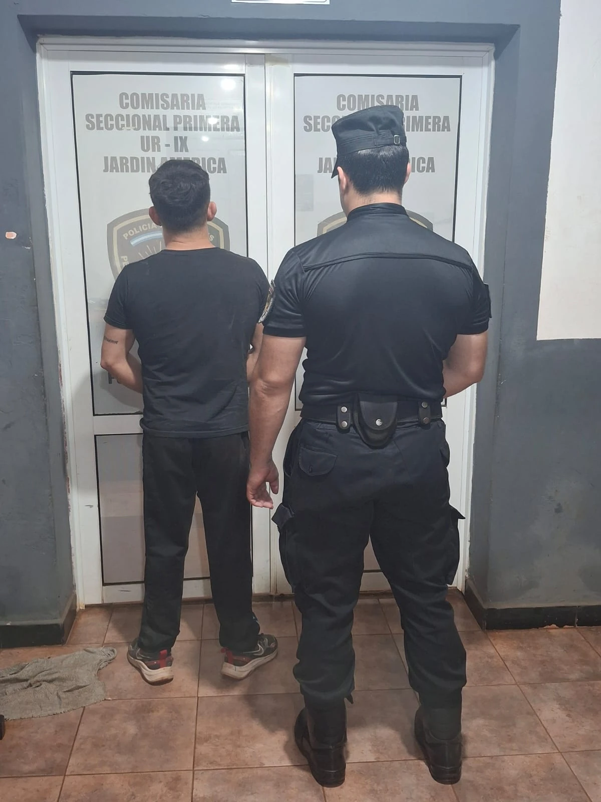 Grave agresión en una cancha de fútbol 5 de Jardín América: un hombre de 33 años está internado y hay un detenido