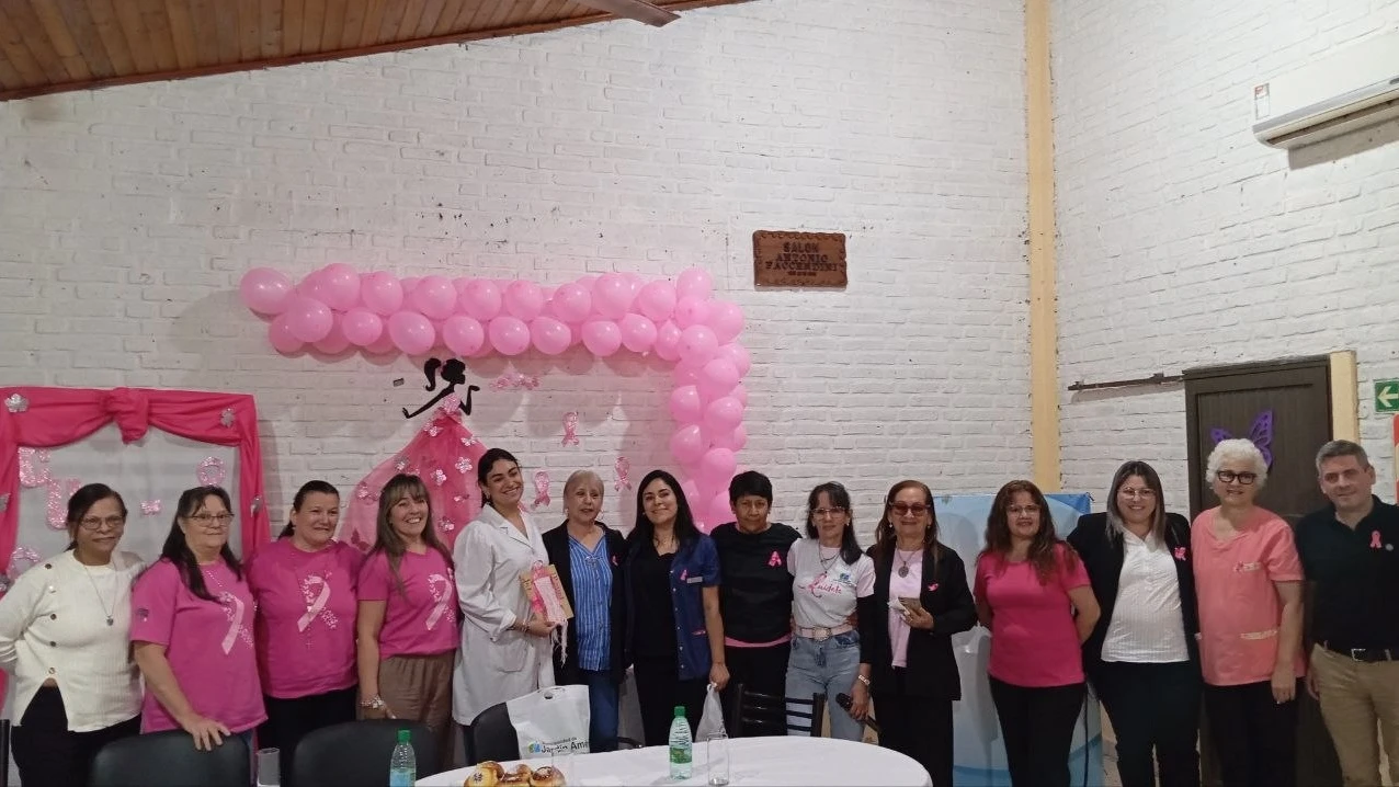 Jardín América reunió a especialistas, sobrevivientes y equipos de salud para poner el foco en la prevención del cáncer
