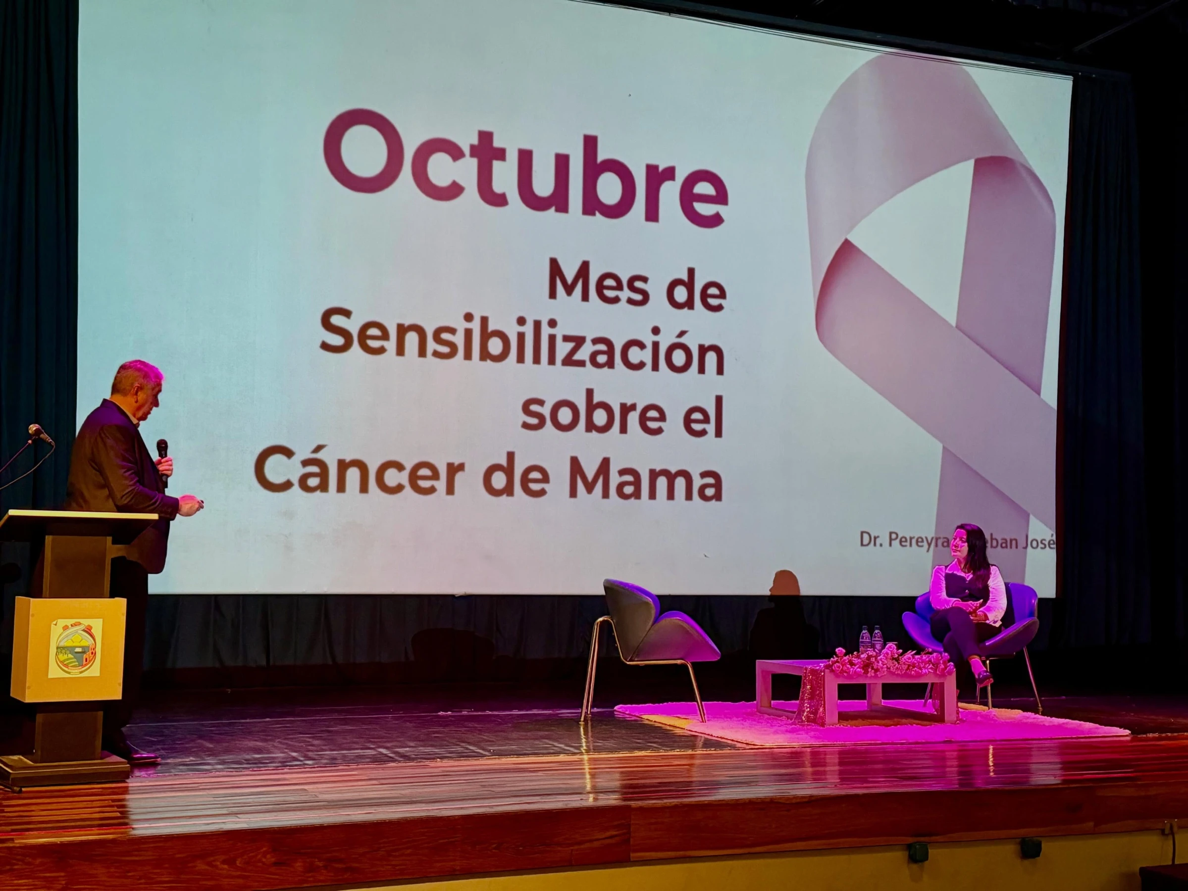 Puerto Rico reunió a un centenar de vecinos en una charla sobre prevención del cáncer de mama