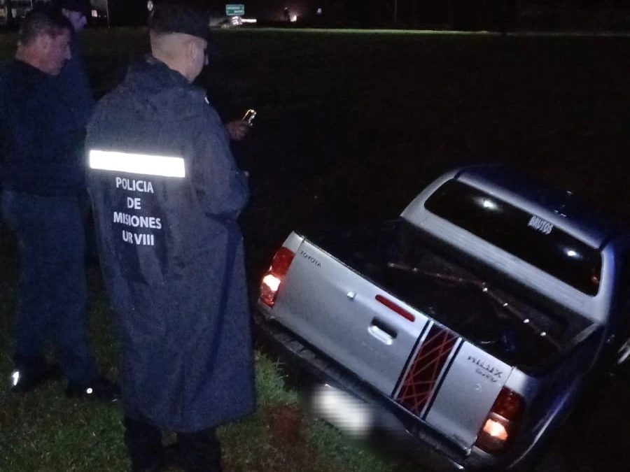 Despiste en la Ruta 14: dos ocupantes de una camioneta resultaron ilesos