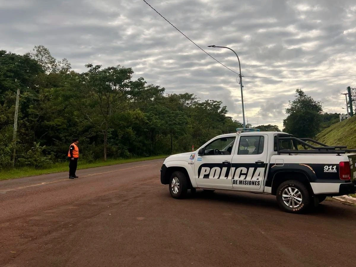 La crecida de los ríos mantiene 14 pasos fronterizos cerrados y ocho sectores afectados por desbordes en Misiones